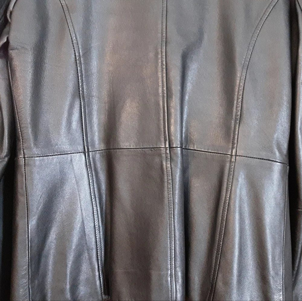 CASUAL CORNER ANNEX, BEAUTIFUL GENUINE BLACK LEATHER JACKET, SIZE SMALL - Picture 3 of 16
